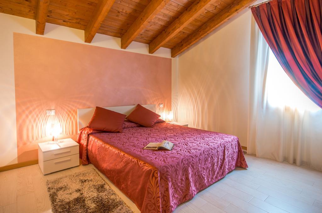 Agriturismo Ca' La Pergola Lugagnano Eksteriør billede