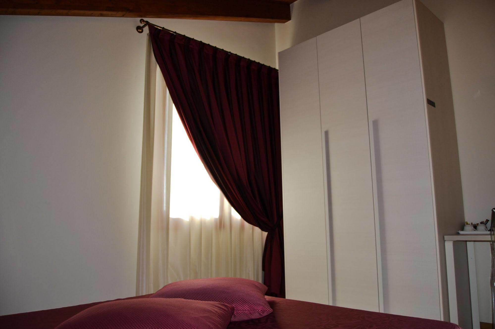 Agriturismo Ca' La Pergola Lugagnano Eksteriør billede